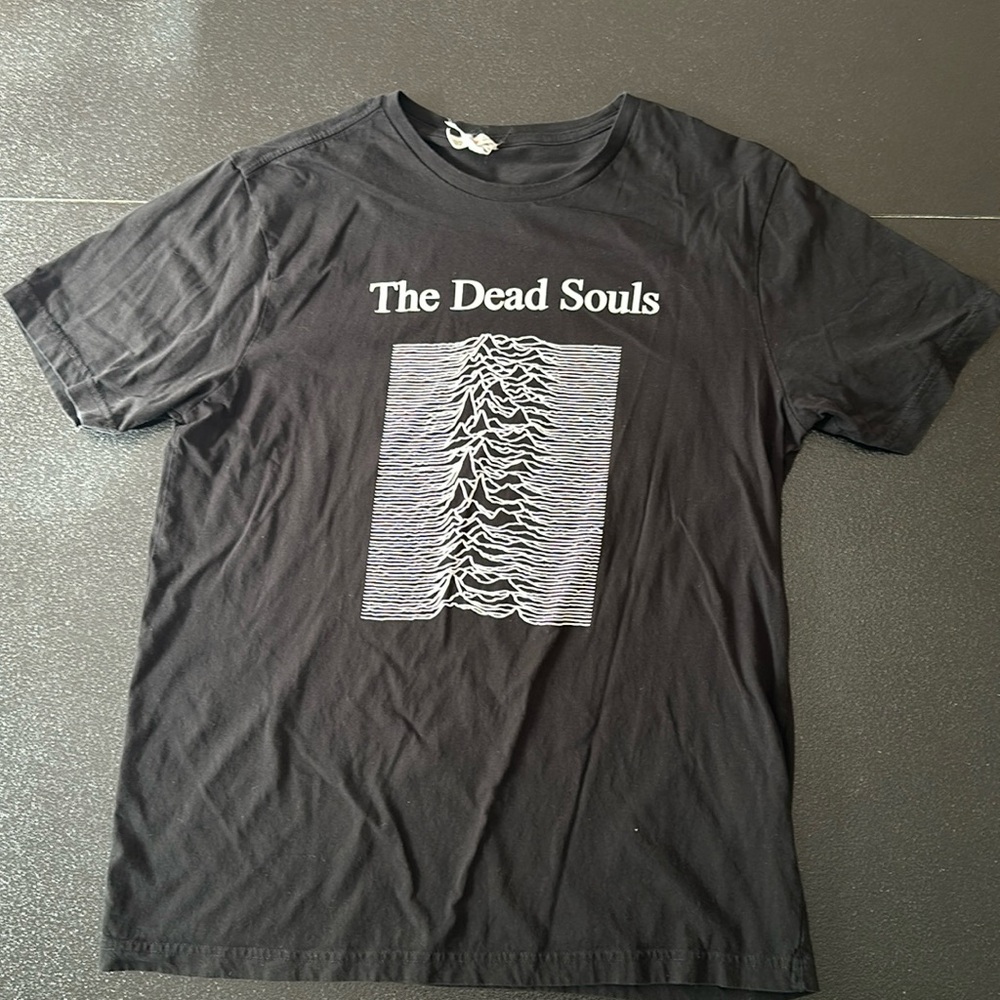 Joy Division tribute The Dead Souls “Unknown Pleasures” cover t-shirt